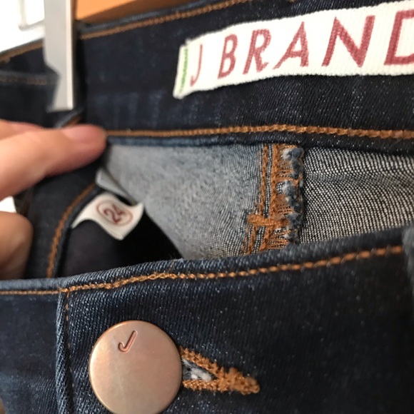 Blue jeans - Picture 2 of 3